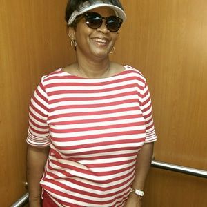 Meet your Posher, Deborah